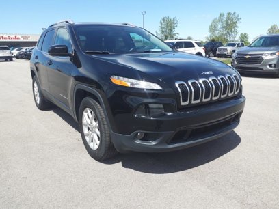 Used 2017 Jeep Cherokee Latitude w/ Safety/Convenience Group