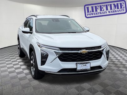 New 2025 Chevrolet Trax LT w/ Driver Confidence Package