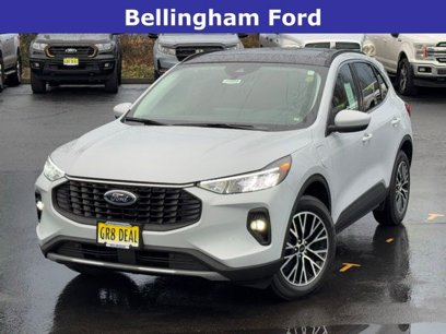 New 2025 Ford Escape SE w/ Class II Trailer Tow Package