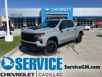New 2025 Chevrolet Silverado 1500 Custom Trail Boss w/ LPO, Dark Essentials Package