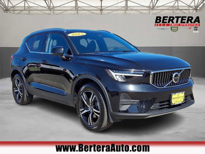 Used 2025 Volvo XC40 B5 Core
