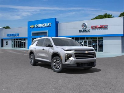 New 2025 Chevrolet Traverse LT
