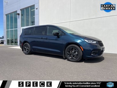 Certified 2023 Chrysler Pacifica Limited w/ S Appearance Package