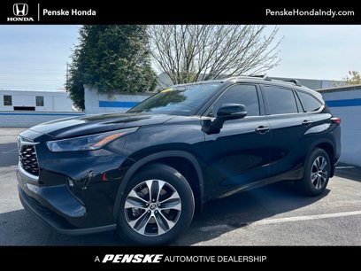 Used 2022 Toyota Highlander XLE