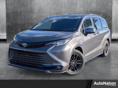 Used 2022 Toyota Sienna Limited