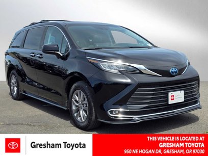 Certified 2023 Toyota Sienna XLE