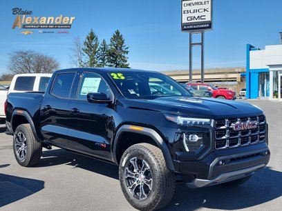 New 2025 GMC Canyon AT4 w/ AT4 Premium Package
