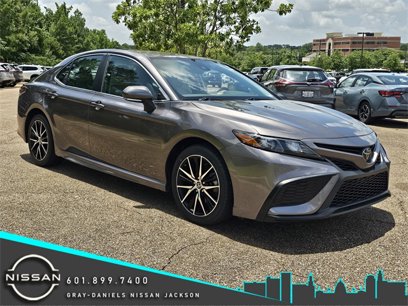 Used 2023 Toyota Camry SE