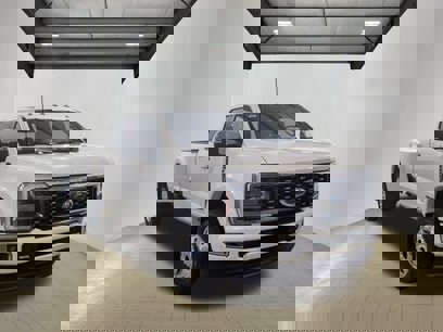 Used 2023 Ford F450 Platinum