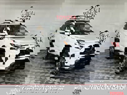 New 2025 Toyota RAV4 XLE