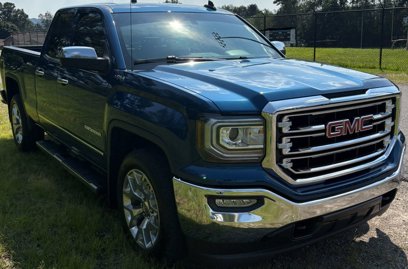 Used 2018 GMC Sierra 1500 SLT w/ SLT Premium Package