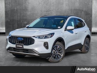 New 2025 Ford Escape SE w/ PHEV Premium Package