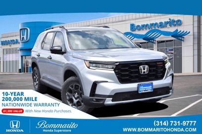 New 2025 Honda Pilot TrailSport