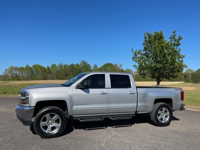 Used 2018 Chevrolet Silverado 1500 LT w/ Max Trailering Package