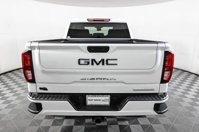 New 2024 GMC Sierra 1500 Elevation w/ LPO, Elevation Black Package