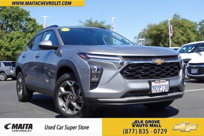 Used 2025 Chevrolet Trax LT