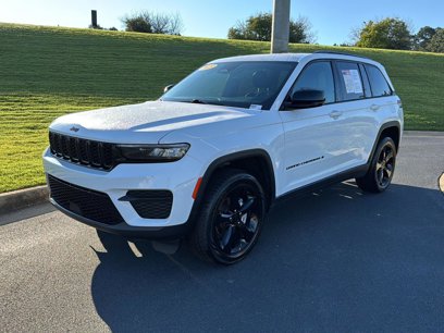 Used 2023 Jeep Grand Cherokee Altitude