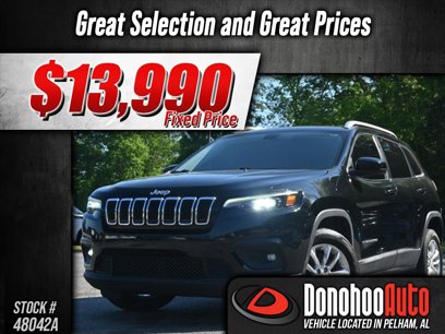 Used 2019 Jeep Cherokee Latitude w/ Popular Appearance Group