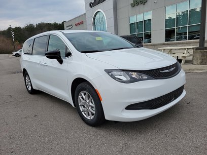 New 2025 Chrysler Voyager LX