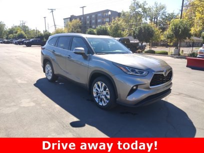 New 2025 Toyota Highlander Limited