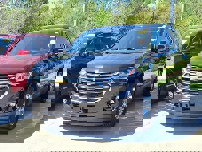 Used 2018 Chevrolet Traverse LT