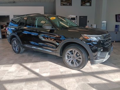 Used 2025 Ford Explorer Active w/ Active Comfort Package