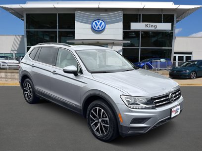Used 2021 Volkswagen Tiguan SE w/ Panoramic Sunroof Package