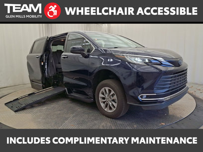 Used 2022 Toyota Sienna XLE