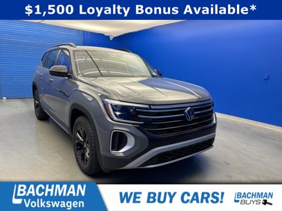 New 2025 Volkswagen Atlas Peak Edition SE