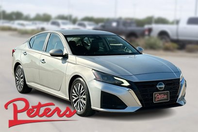 Used 2023 Nissan Altima 2.5 SV