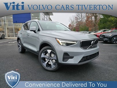 New 2025 Volvo XC40 B5 Core w/ Protection Package Premier