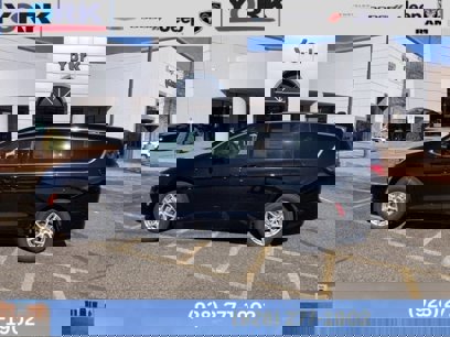 New 2025 Chrysler Pacifica Select