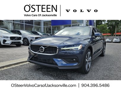 New 2026 Volvo V60 B5 Cross Country Plus w/ Protection Package Premier
