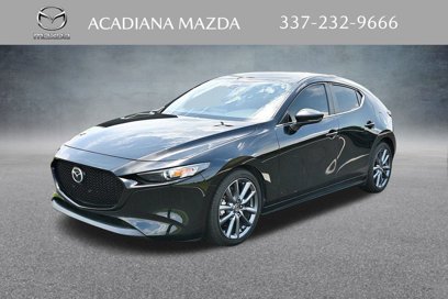 Used 2019 MAZDA MAZDA3 Hatchback w/ Preferred Package