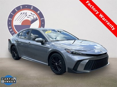 Used 2025 Toyota Camry SE w/ Convenience Package