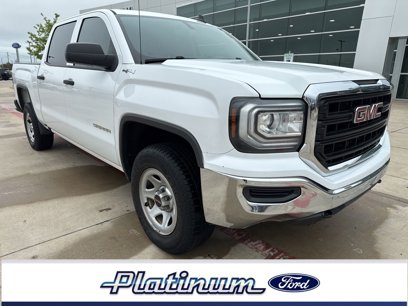 Used 2017 GMC Sierra 1500 4x4 Crew Cab w/ Sierra Convenience Package