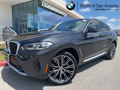 Used 2022 BMW X4 xDrive30i w/ Premium Package 2