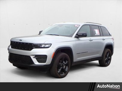 Used 2024 Jeep Grand Cherokee Altitude