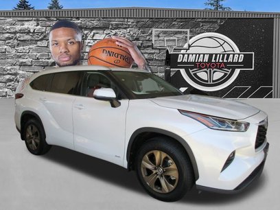 Certified 2022 Toyota Highlander Bronze Edition