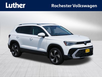 New 2025 Volkswagen Taos SE