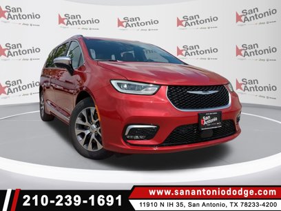 New 2025 Chrysler Pacifica Pinnacle