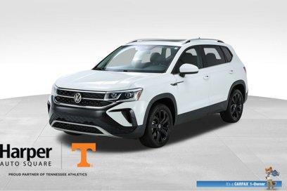 Used 2022 Volkswagen Taos SEL w/ Panoramic Sunroof Package
