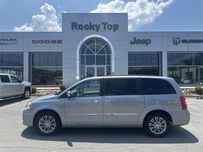 Used 2013 Chrysler Town & Country Touring-L w/ Driver Convenience Group