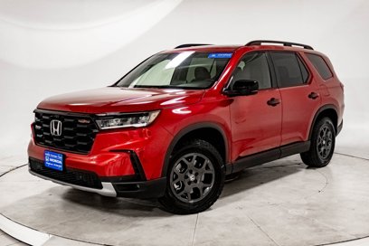 Certified 2025 Honda Pilot TrailSport