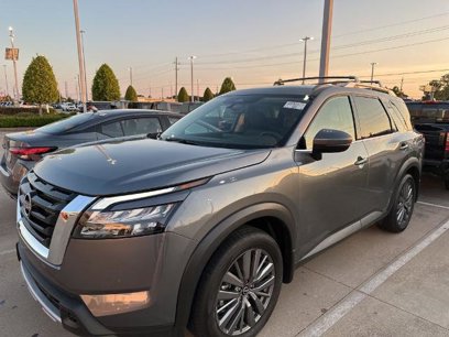 Certified 2025 Nissan Pathfinder SL w/ SL Premium Package