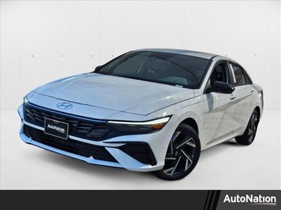 New 2025 Hyundai Elantra SEL