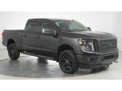 Used 2019 Nissan Titan SL w/ Midnight Edition