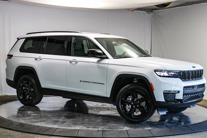 New 2025 Jeep Grand Cherokee L Limited w/ Black Appearance Package