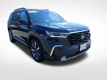 Used 2025 Honda Pilot Elite