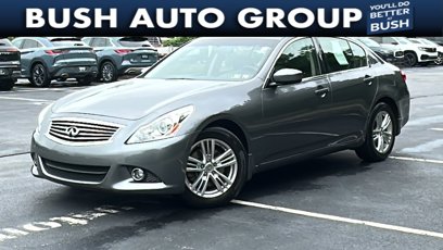 Used 2013 INFINITI G37 x w/ Premium Pkg